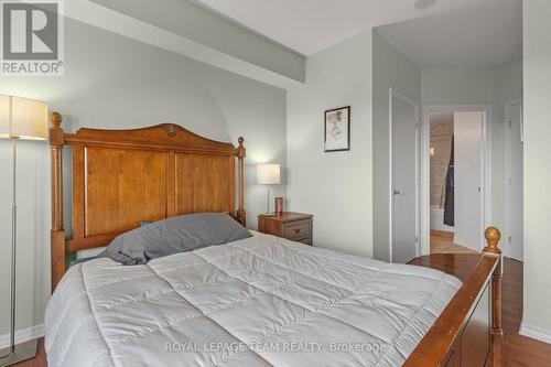 1112 - 200 Rideau Street, Ottawa, ON - Indoor Photo Showing Bedroom