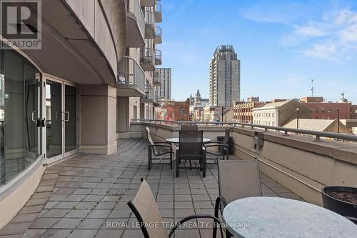 1112 - 200 Rideau Street, Ottawa, ON - Outdoor