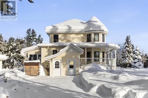 686 Frontenac St, Sault Ste. Marie, ON - Outdoor With Facade