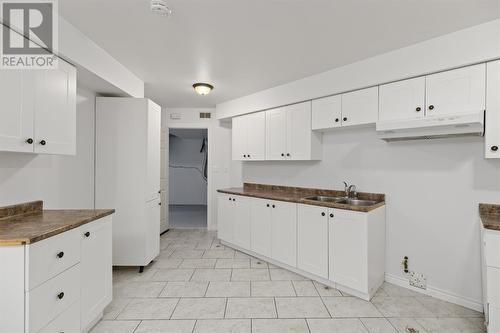 686 Frontenac St, Sault Ste. Marie, ON - Indoor Photo Showing Kitchen With Double Sink