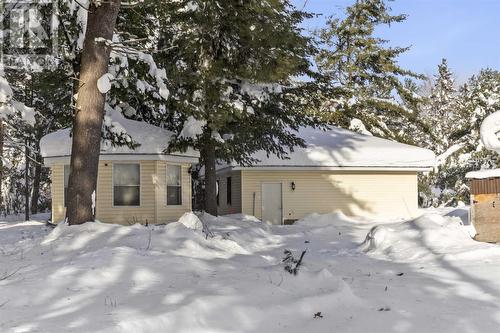 686 Frontenac St, Sault Ste. Marie, ON - Outdoor