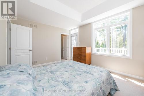 226 Kinghaven Crescent, Ottawa, ON - Indoor Photo Showing Bedroom