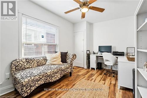 1671 King Street E, Hamilton (Delta), ON - Indoor Photo Showing Bedroom