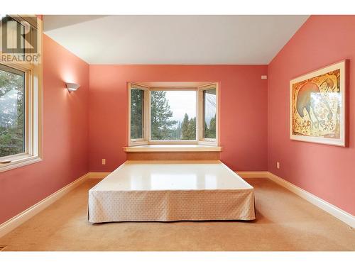 765 Westpoint Drive, Kelowna, BC - Indoor Photo Showing Other Room