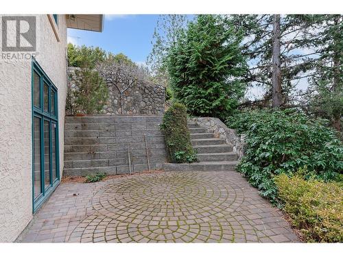 765 Westpoint Drive, Kelowna, BC - Outdoor