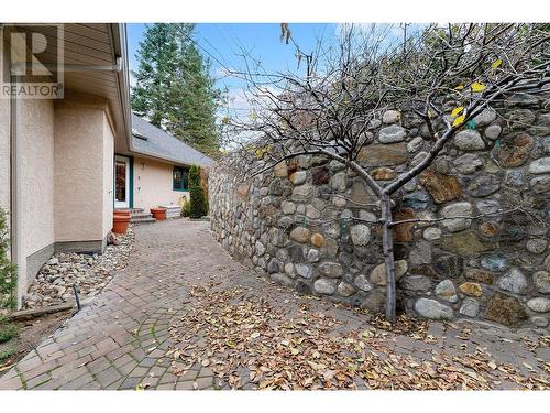 765 Westpoint Drive, Kelowna, BC - Outdoor