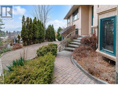 765 Westpoint Drive, Kelowna, BC - Outdoor