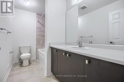 126 Port Crescent, Welland, ON - Indoor Photo Showing Bathroom