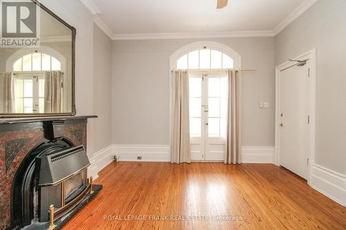 2 - 182 Mcdonnel Street, Peterborough (Downtown), ON - Indoor Photo Showing Other Room With Fireplace