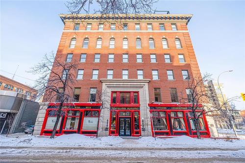 301 283 Bannatyne Avenue, Winnipeg, MB - Outdoor With Facade