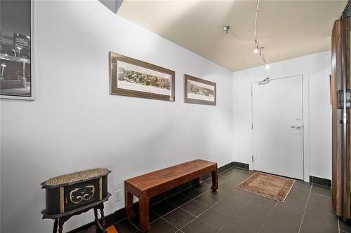 301 283 Bannatyne Avenue, Winnipeg, MB - Indoor Photo Showing Other Room