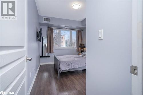 570 Lolita Gardens Unit# 125, Mississauga, ON - Indoor Photo Showing Bedroom