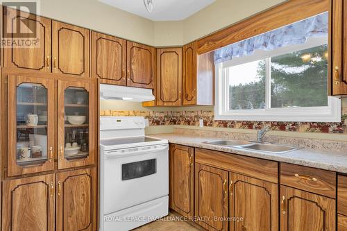 44 Hasler Street, Addington Highlands, ON - Indoor Photo Showing Kitchen With Double Sink