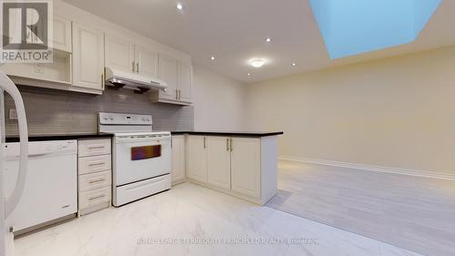 2 - 379 Jane Street, Toronto, ON - Indoor Photo Showing Kitchen