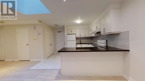 2 - 379 Jane Street, Toronto, ON - Indoor Photo Showing Kitchen