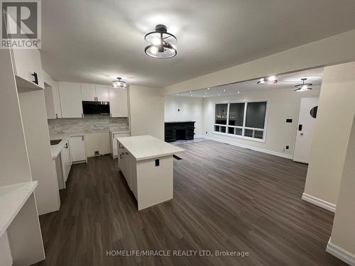 141 Chadburn Street, Oshawa, ON - Indoor Photo Showing Kitchen