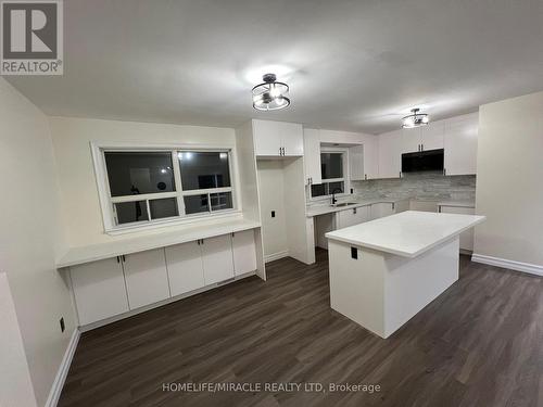 141 Chadburn Street, Oshawa, ON - Indoor Photo Showing Kitchen