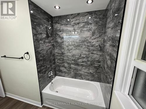 141 Chadburn Street, Oshawa, ON - Indoor Photo Showing Bathroom