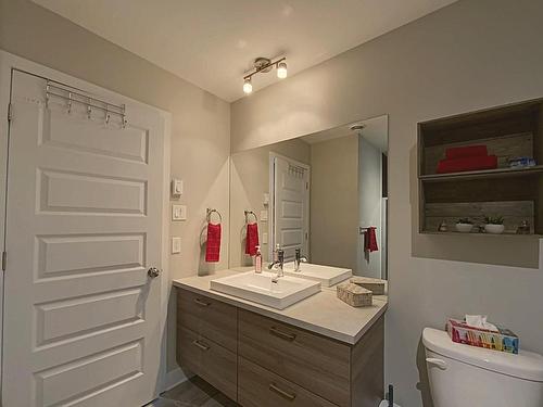 Salle de bains - 407-10080 Rue De L'Épervier, Mirabel, QC - Indoor Photo Showing Bathroom