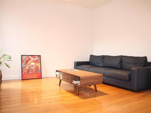 Salon - 5966 Rue Boyer, Montréal (Rosemont/La Petite-Patrie), QC - Indoor Photo Showing Living Room