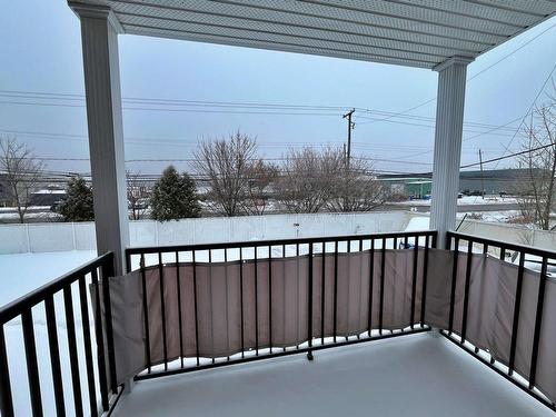 Balcon - 98 Rue Proulx, Saint-Joseph-Du-Lac, QC - Outdoor With Exterior