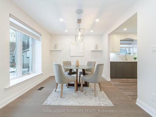 388 Antigua Rd, Mississauga, ON - Indoor Photo Showing Dining Room