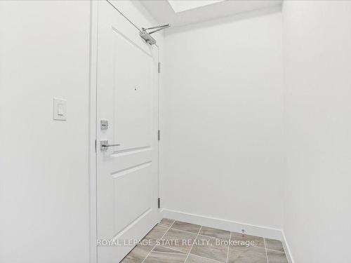 815-460 Dundas St E, Hamilton, ON - Indoor Photo Showing Other Room