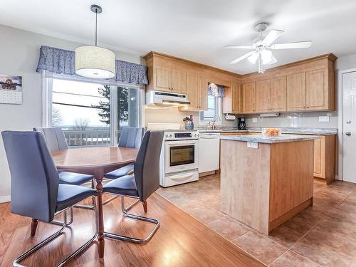 Dining room - 967  - 967A Ch. De La Montagne, Mont-Saint-Hilaire, QC - Indoor