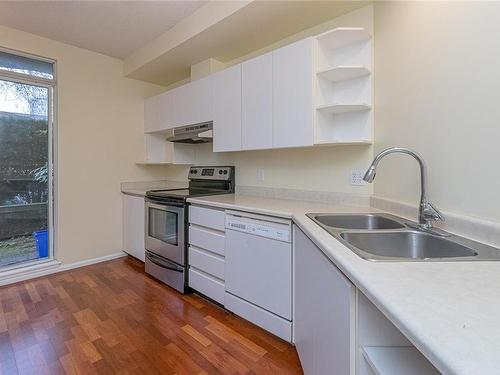 204-1010 View St, Victoria, BC - Indoor Photo Showing Kitchen With Double Sink