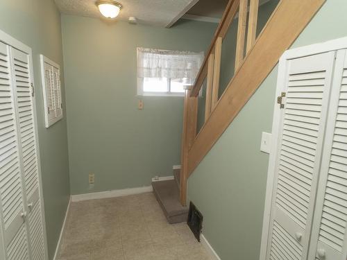 460 Leslie Avenue, Thunder Bay, ON - Indoor Photo Showing Other Room