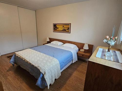 305 620 Red River Road, Thunder Bay, ON - Indoor Photo Showing Bedroom