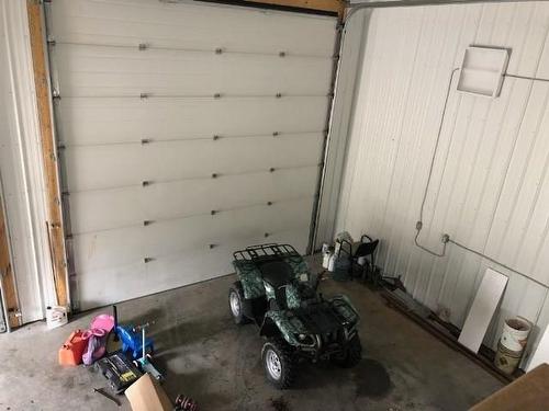 10 Zealand Road, Dryden, ON - Indoor Photo Showing Garage