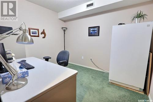 203 544 River Street E, Prince Albert, SK - Indoor Photo Showing Office