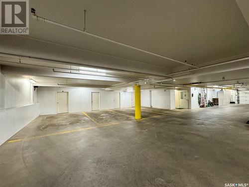 203 544 River Street E, Prince Albert, SK - Indoor Photo Showing Garage