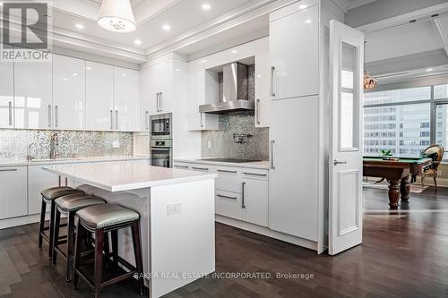 4904 - 311 Bay Street, Toronto, ON - Indoor Photo Showing Kitchen With Upgraded Kitchen