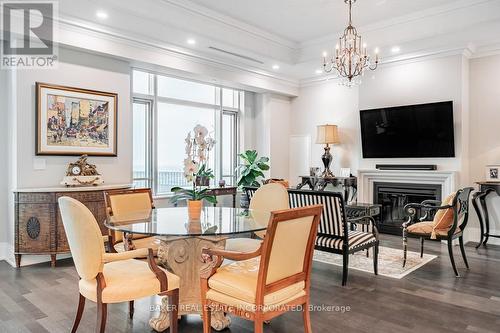 4904 - 311 Bay Street, Toronto, ON - Indoor Photo Showing Dining Room