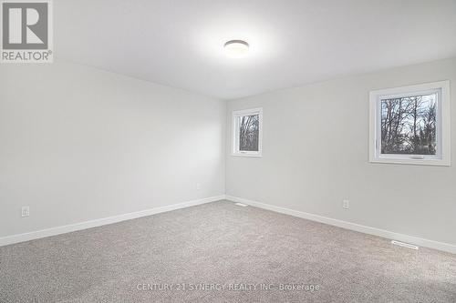 76 Villeneuve Street, North Stormont, ON - Indoor Photo Showing Other Room