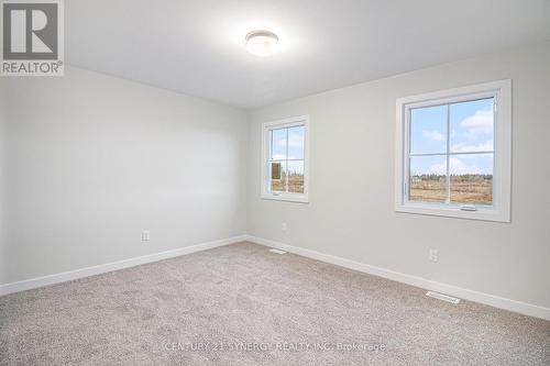 76 Villeneuve Street, North Stormont, ON - Indoor Photo Showing Other Room