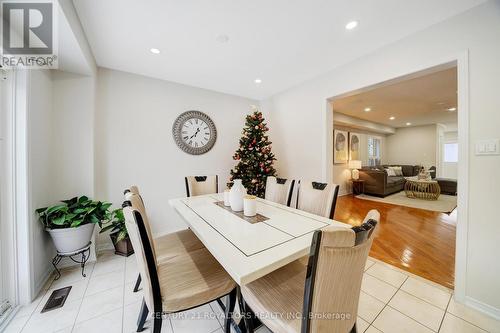 22 Peppertree Lane, Whitchurch-Stouffville, ON - Indoor Photo Showing Dining Room