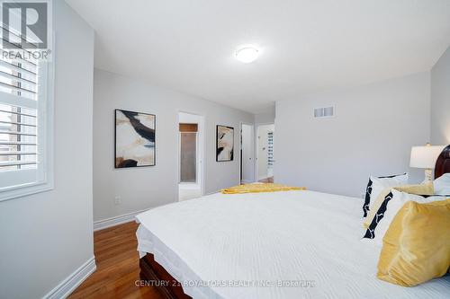 22 Peppertree Lane, Whitchurch-Stouffville, ON - Indoor Photo Showing Bedroom