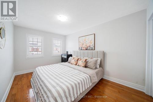 22 Peppertree Lane, Whitchurch-Stouffville, ON - Indoor Photo Showing Bedroom