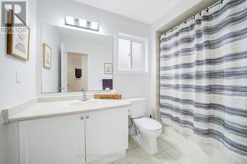 22 Peppertree Lane, Whitchurch-Stouffville, ON - Indoor Photo Showing Bathroom