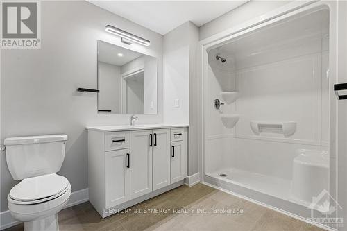 204 - 5872 County 19 Road, North Grenville, ON - Indoor Photo Showing Bathroom