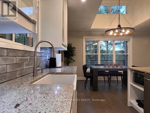 1056 Lippert Lane, Bancroft, ON - Indoor Photo Showing Dining Room