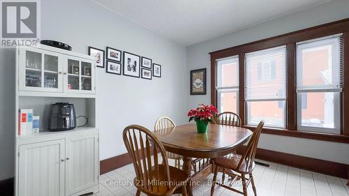 271 9Th Street, Hanover, ON - Indoor Photo Showing Dining Room