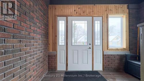 271 9Th Street, Hanover, ON - Indoor Photo Showing Other Room