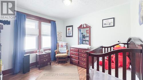 271 9Th Street, Hanover, ON - Indoor Photo Showing Bedroom