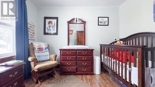 271 9Th Street, Hanover, ON - Indoor Photo Showing Bedroom