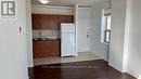 3 - 1434 Queen Street E, Toronto, ON  - Indoor Photo Showing Kitchen 