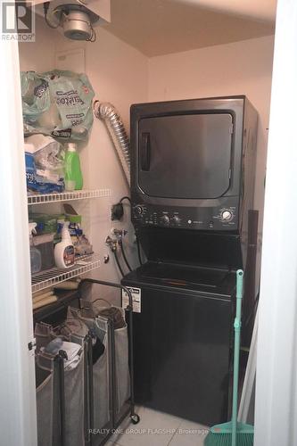 2008 - 145 Hillcrest Avenue, Mississauga, ON - Indoor Photo Showing Laundry Room